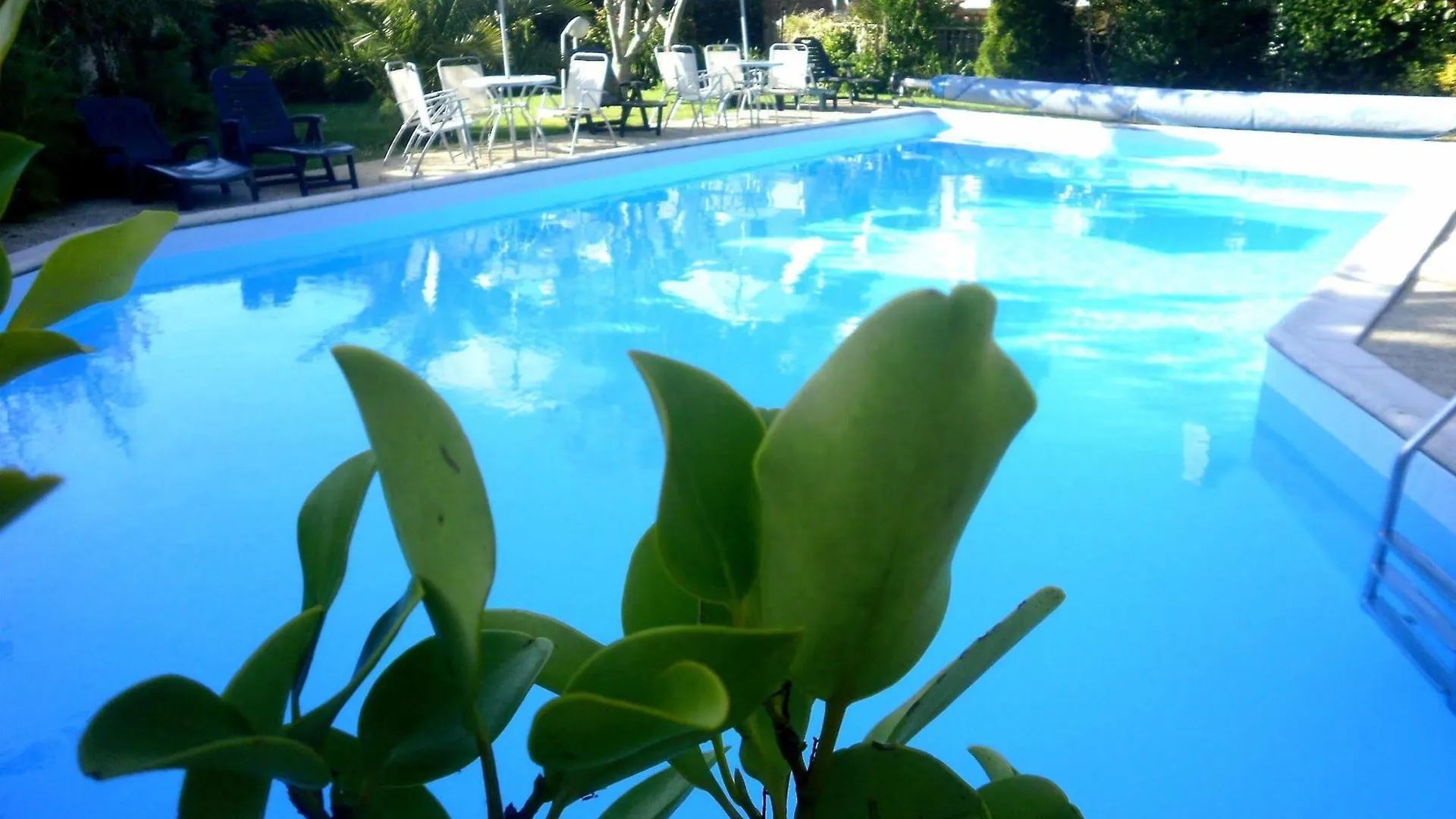 *** Отель Les Bains De Mer Riviera Bretonne Бенодет Франция